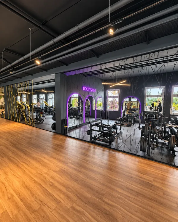 Fitnessstudio Dresden - Großzügiges Fitnessstudio in Dresden